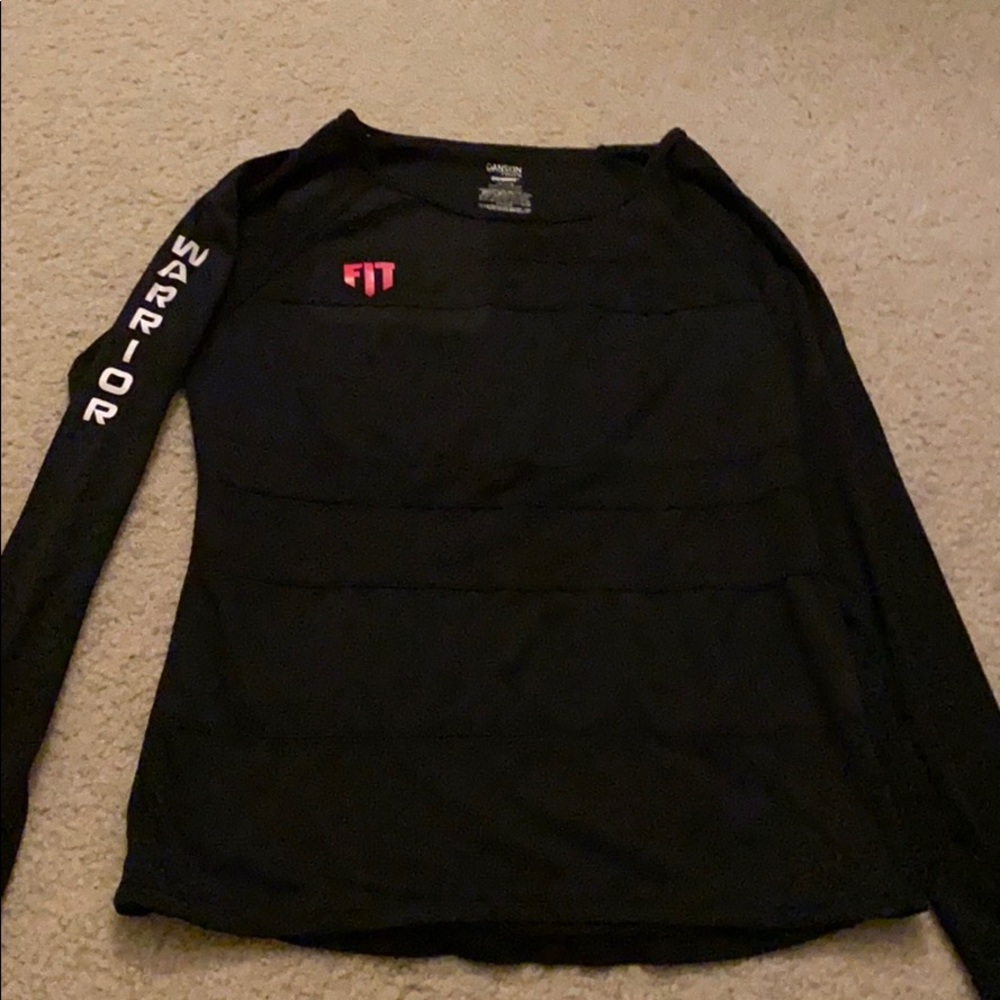 workout shirt